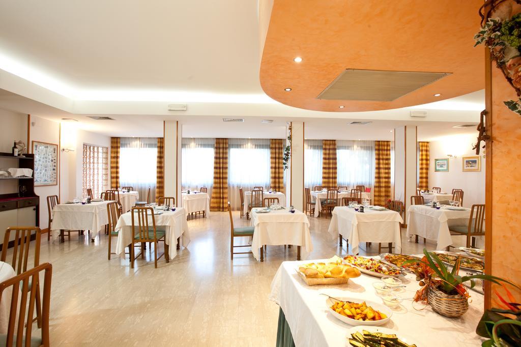 Hotel Canguro 3*