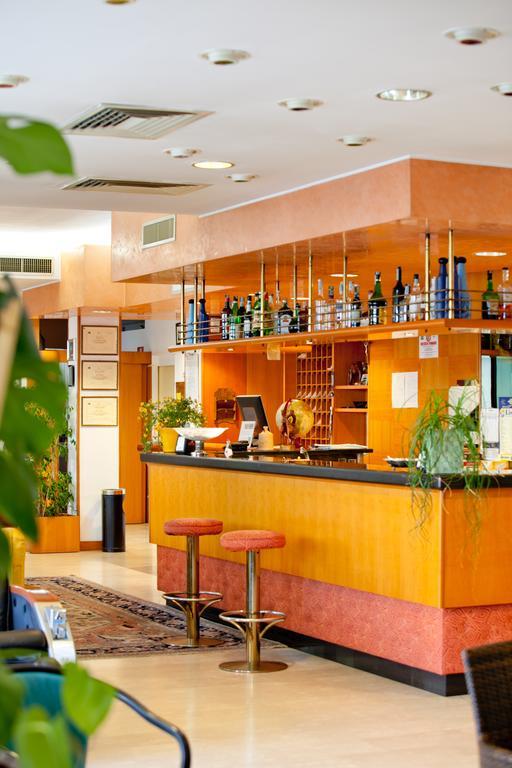 Hotel Canguro 3*